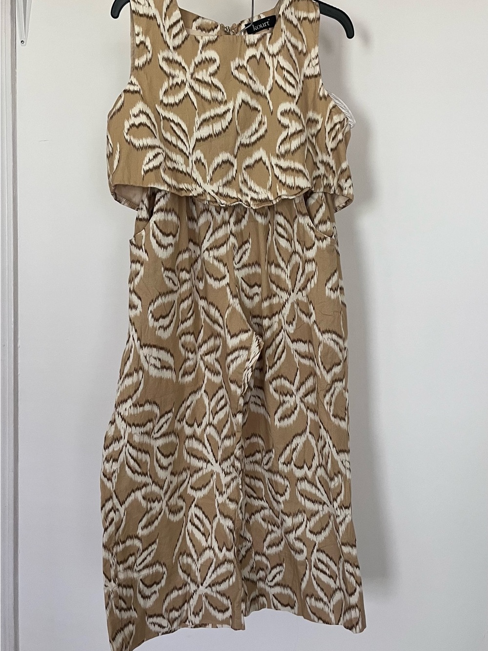 Kourt Beige Leaf-Print Sleeveless Jumpsuit -Top and Pants